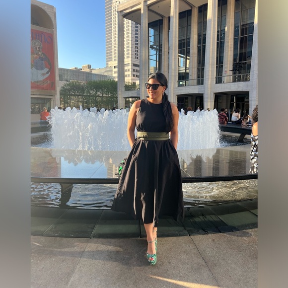 Nena Padded Elastic Knot Back Dress - Picture 4 of 7